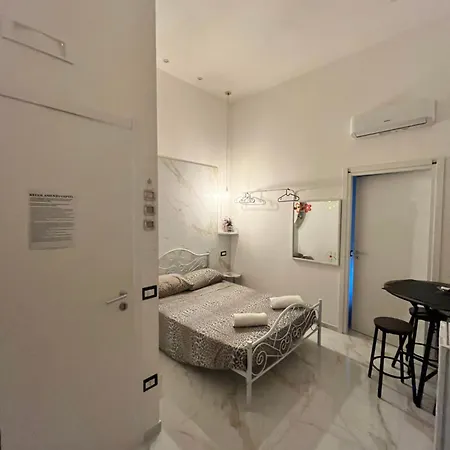 Nel Centro Storico O'vicolo E *