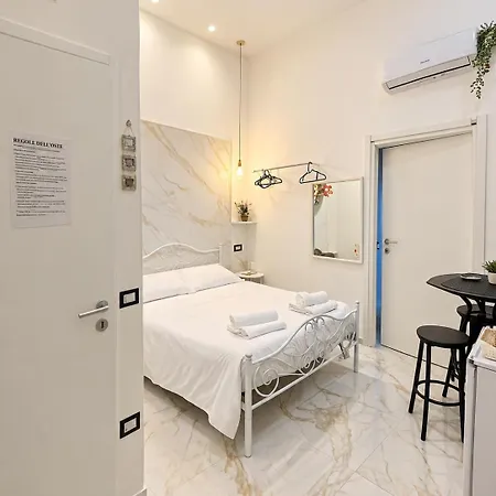 Nel Centro Storico O'vicolo E Apartment *