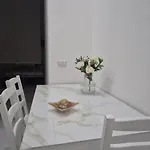 アパート Nel Centro Storico O'vicolo E